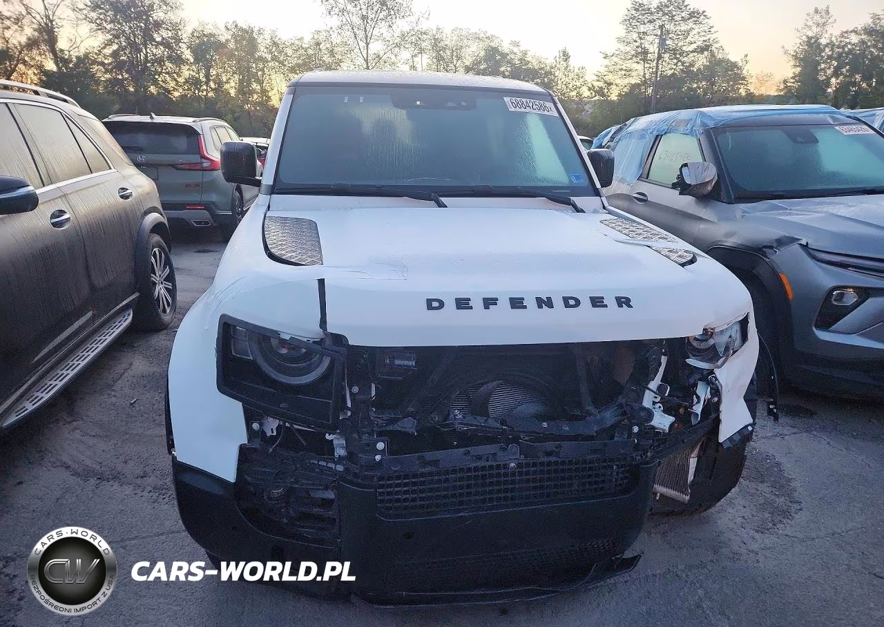2025 Land Rover Defender 130 X-Dynamic Se VIN:SALE2FEU5S2418438 - 5