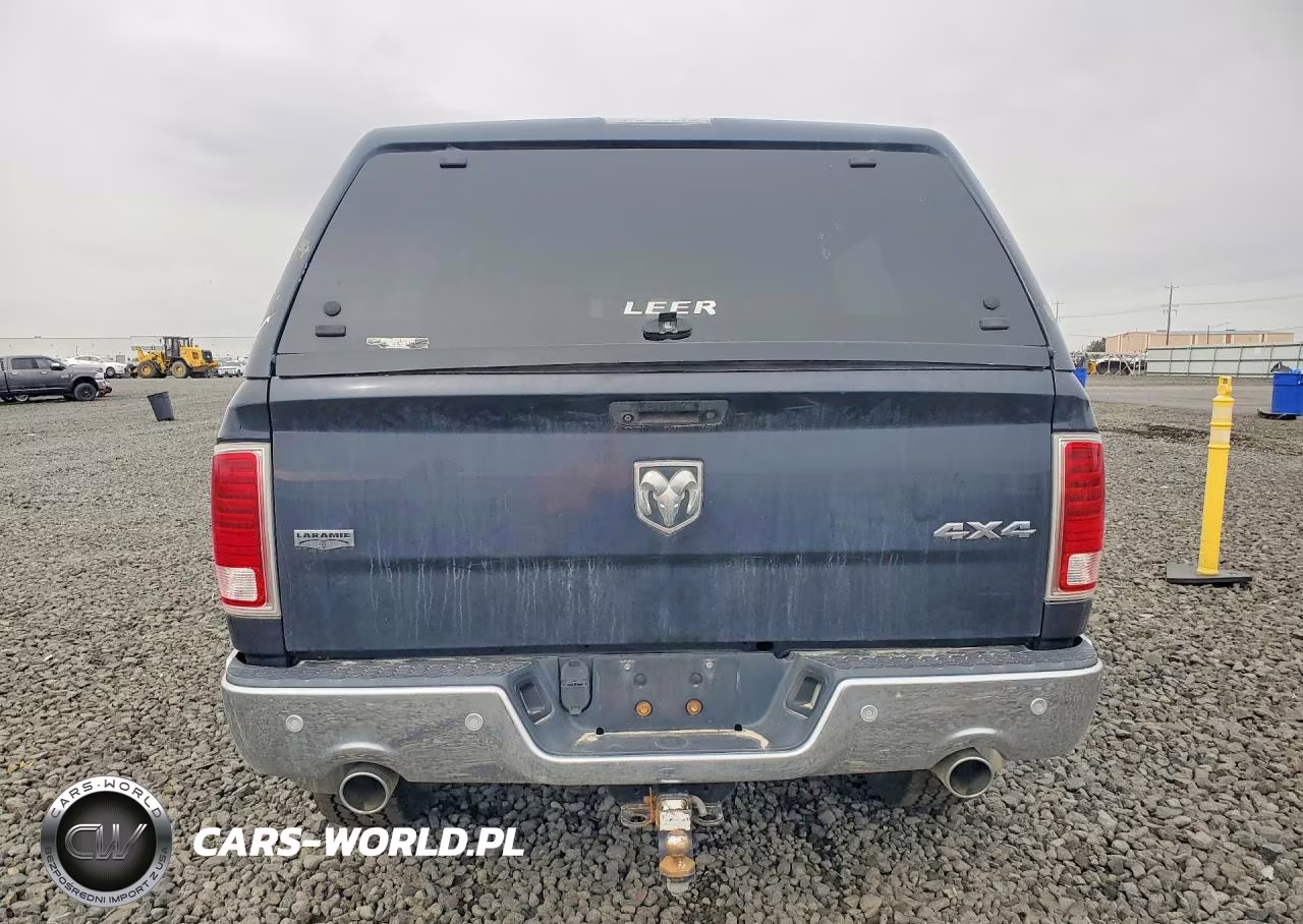 2016 Ram 1500 Laramie VIN:1C6RR7VM8GS186992 - 6