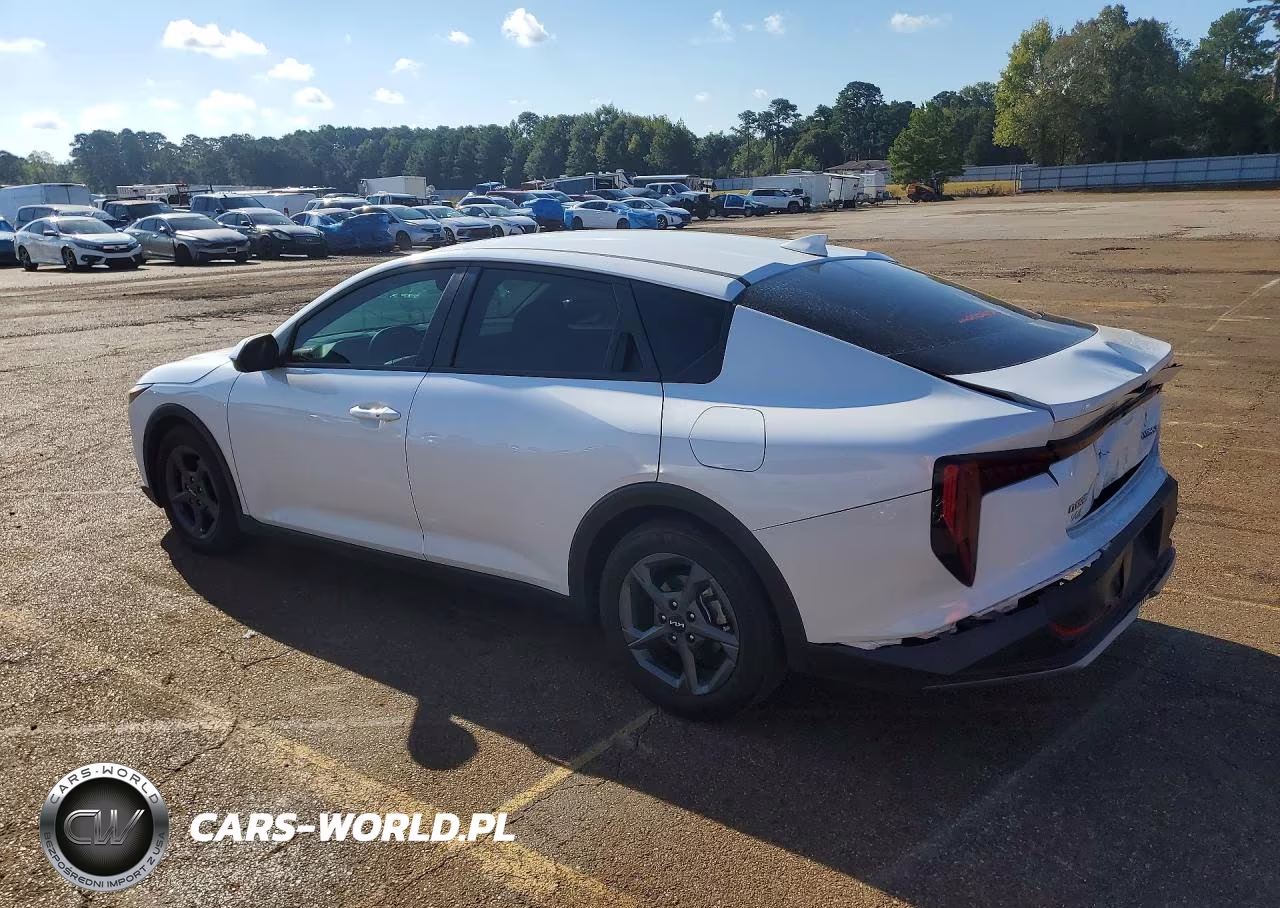 2025 Kia K4 Lxs VIN:3KPFT4DE1SE084077 - 2