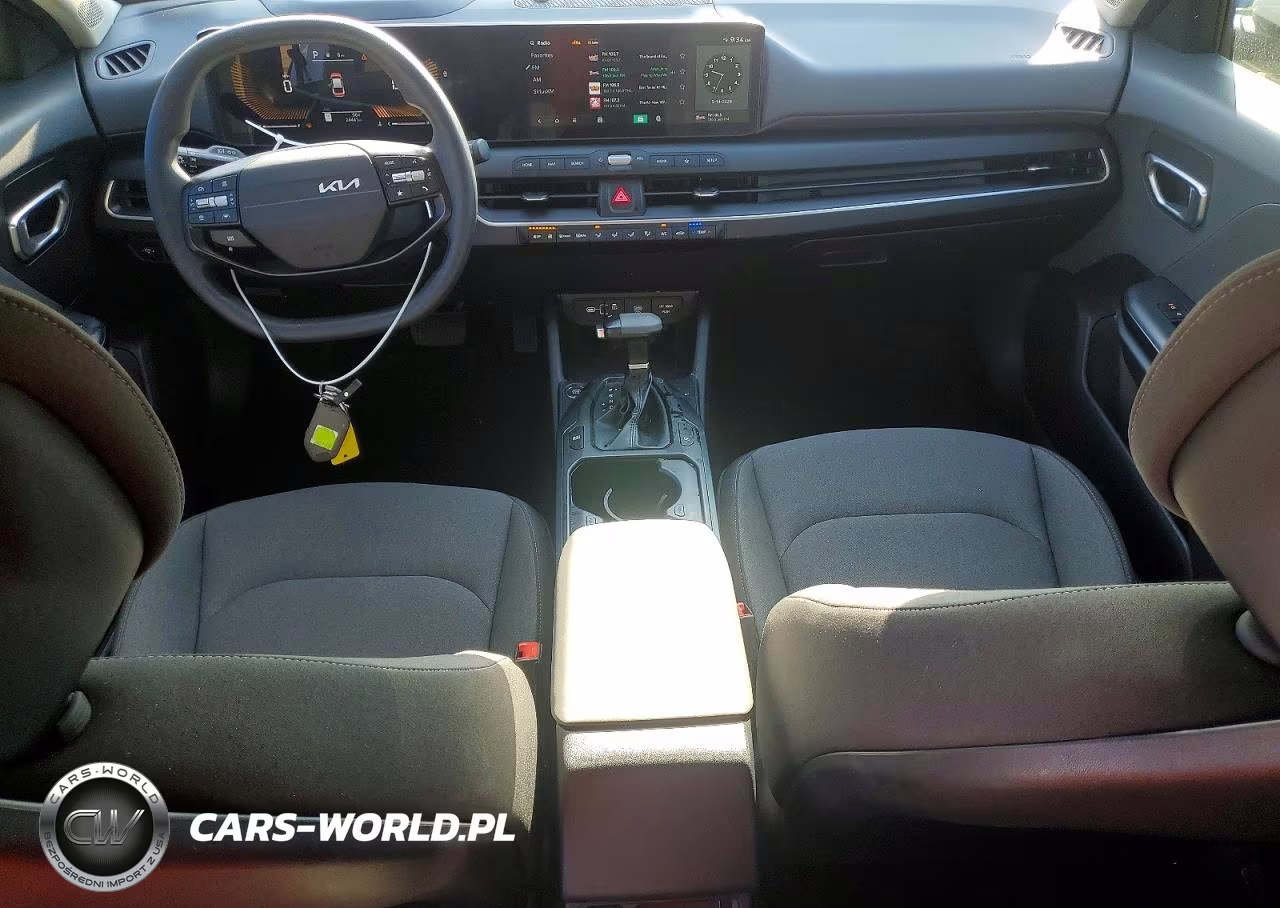 2025 Kia K4 Lxs VIN:3KPFT4DE1SE084077 - 8