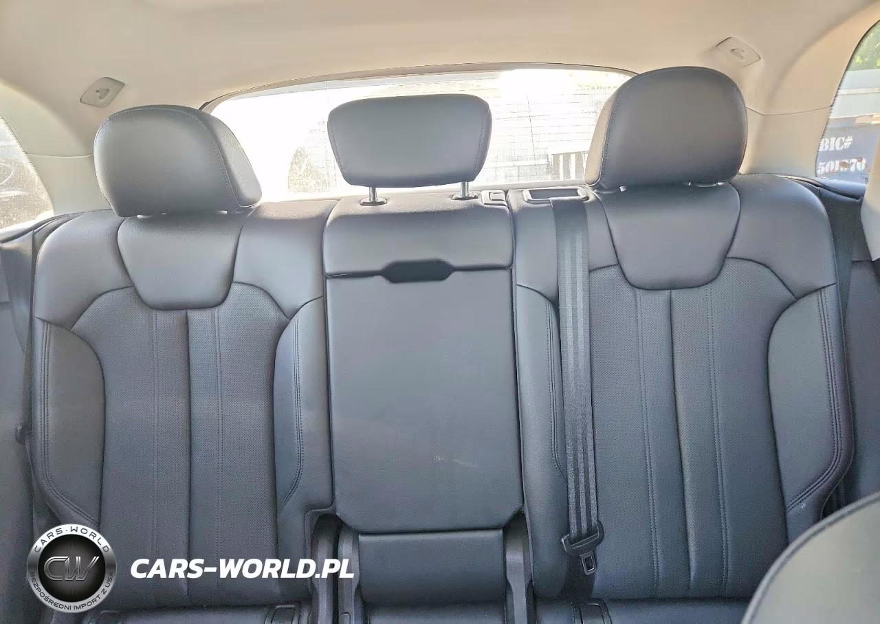 2018 Audi Q5 Premium Plus VIN:WA1BNAFY8J2078040 - 10