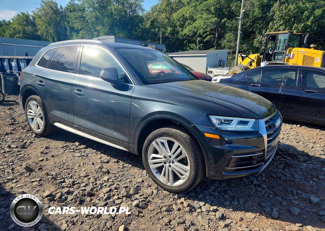 2018 Audi Q5 Premium Plus VIN:WA1BNAFY8J2078040 - 4