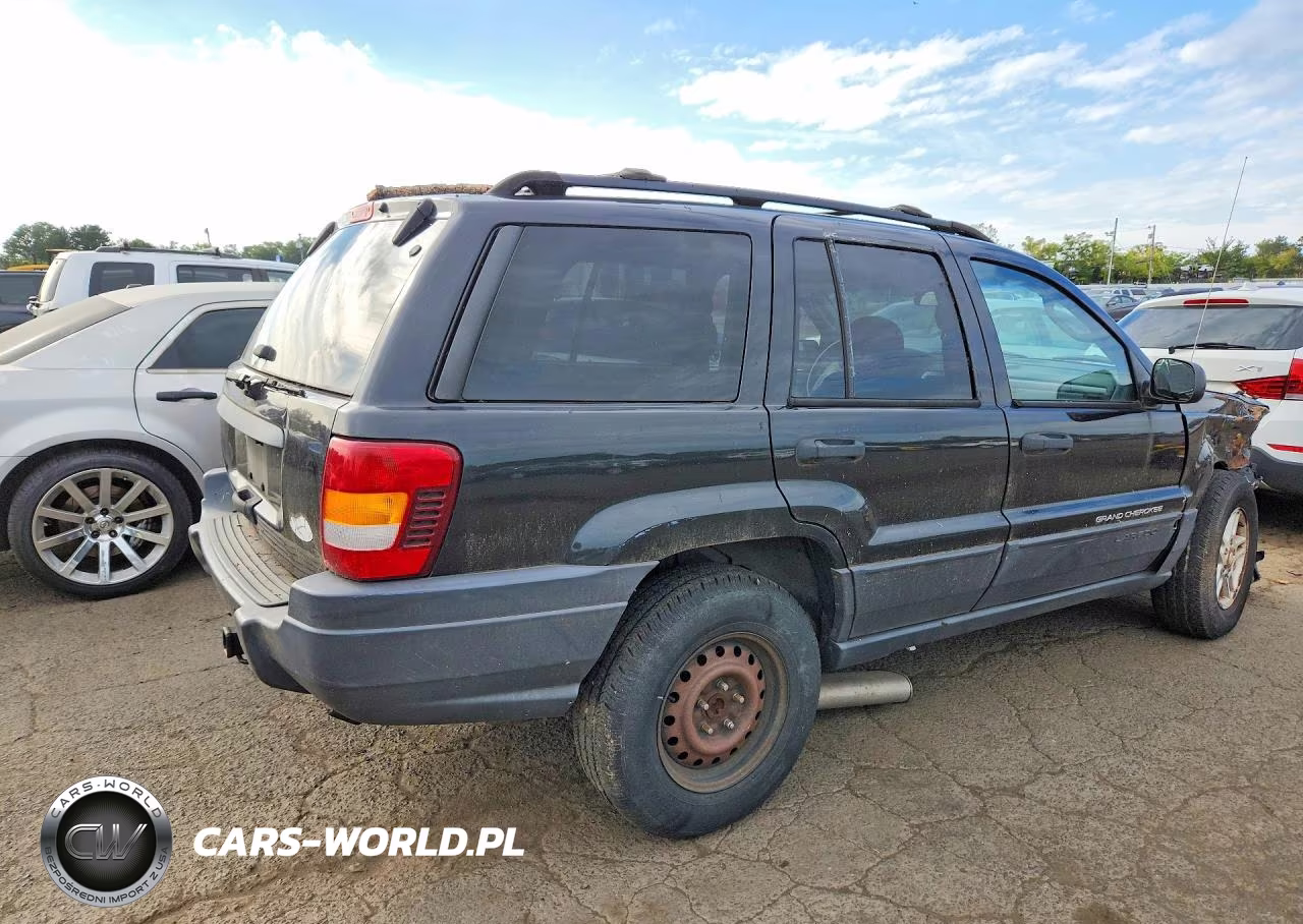 2004 Jeep Grand Cherokee Laredo VIN:1J4GW48S44C189051 - 3
