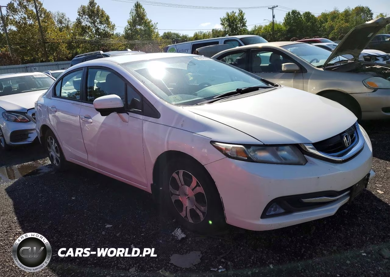 2015 Honda Civic Hybrid L VIN:19XFB4F31FE000747 - 4