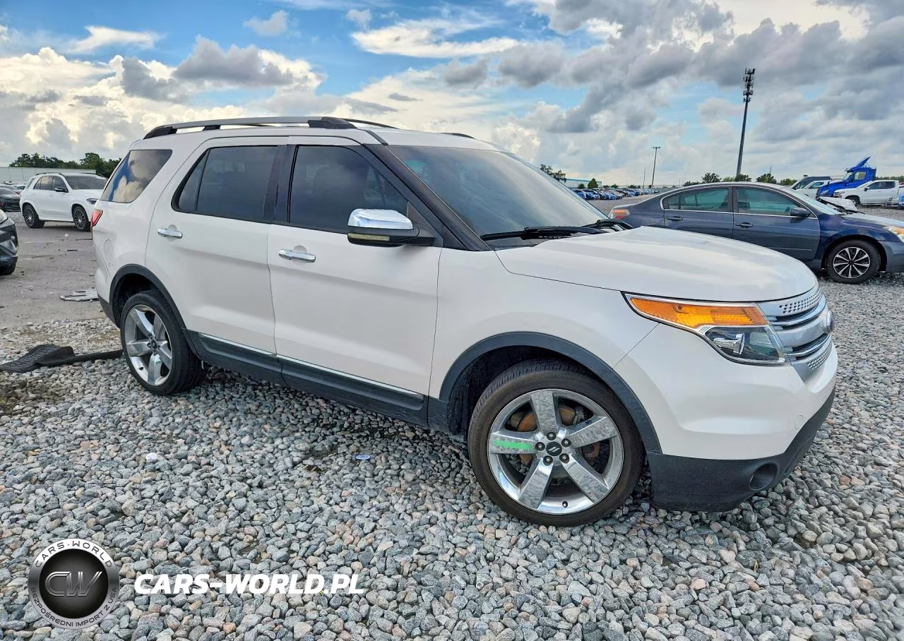 2012 Ford Explorer Xlt VIN:1FMHK7D9XCGB04114 - 4