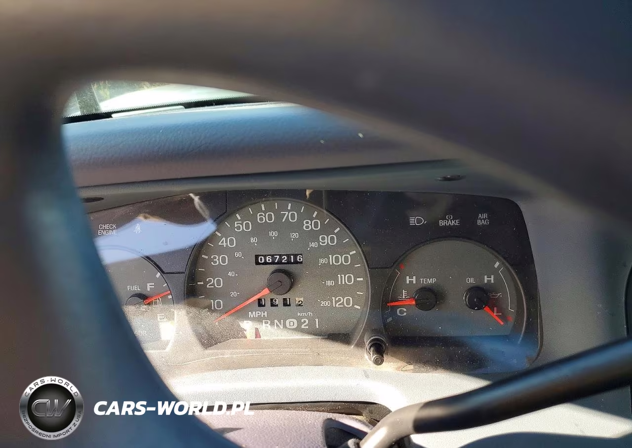 2000 Mercury Grand Marquis Gs VIN:2MEFM74W8YX683616 - 9