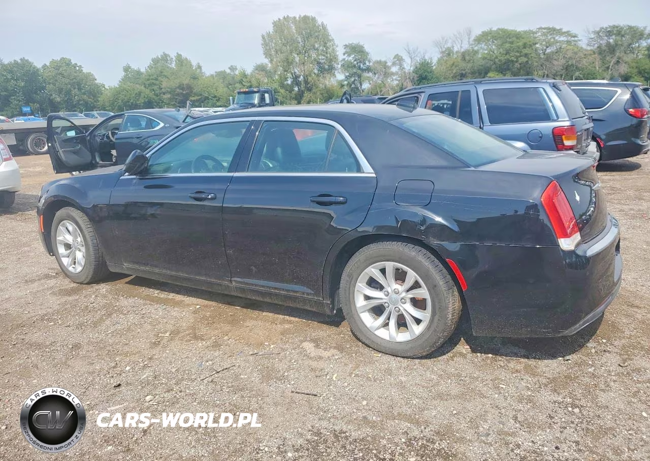 2015 Chrysler 300 Limited VIN:2C3CCAAG1FH864313 - 2