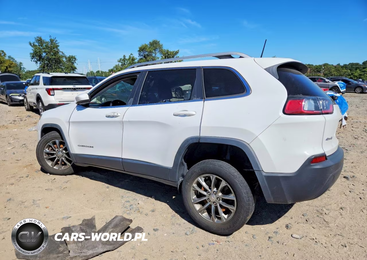 2019 Jeep Cherokee Latitude Plus VIN:1C4PJMLB4KD423773 - 2