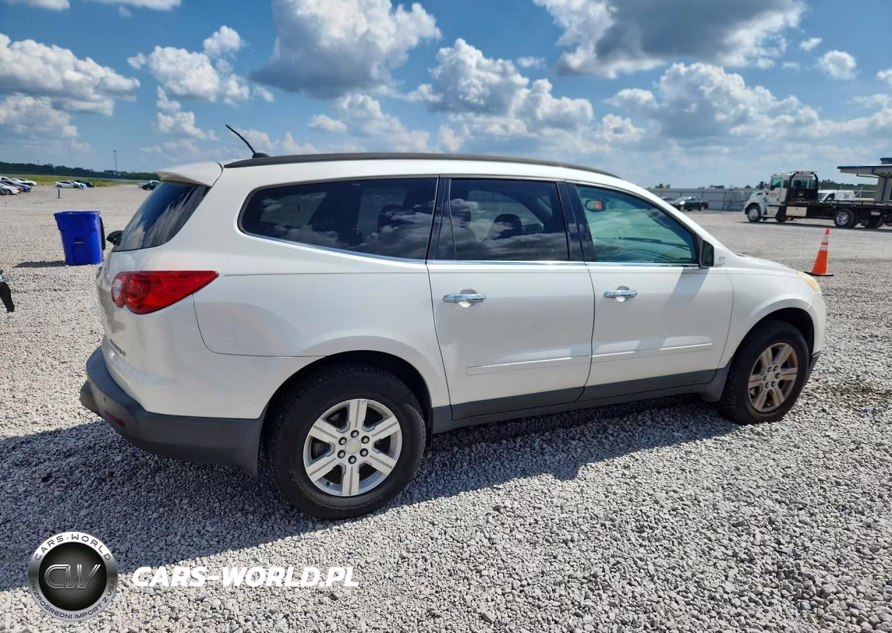 2011 Chevrolet Traverse Lt VIN:1GNKRGED5BJ264998 - 3