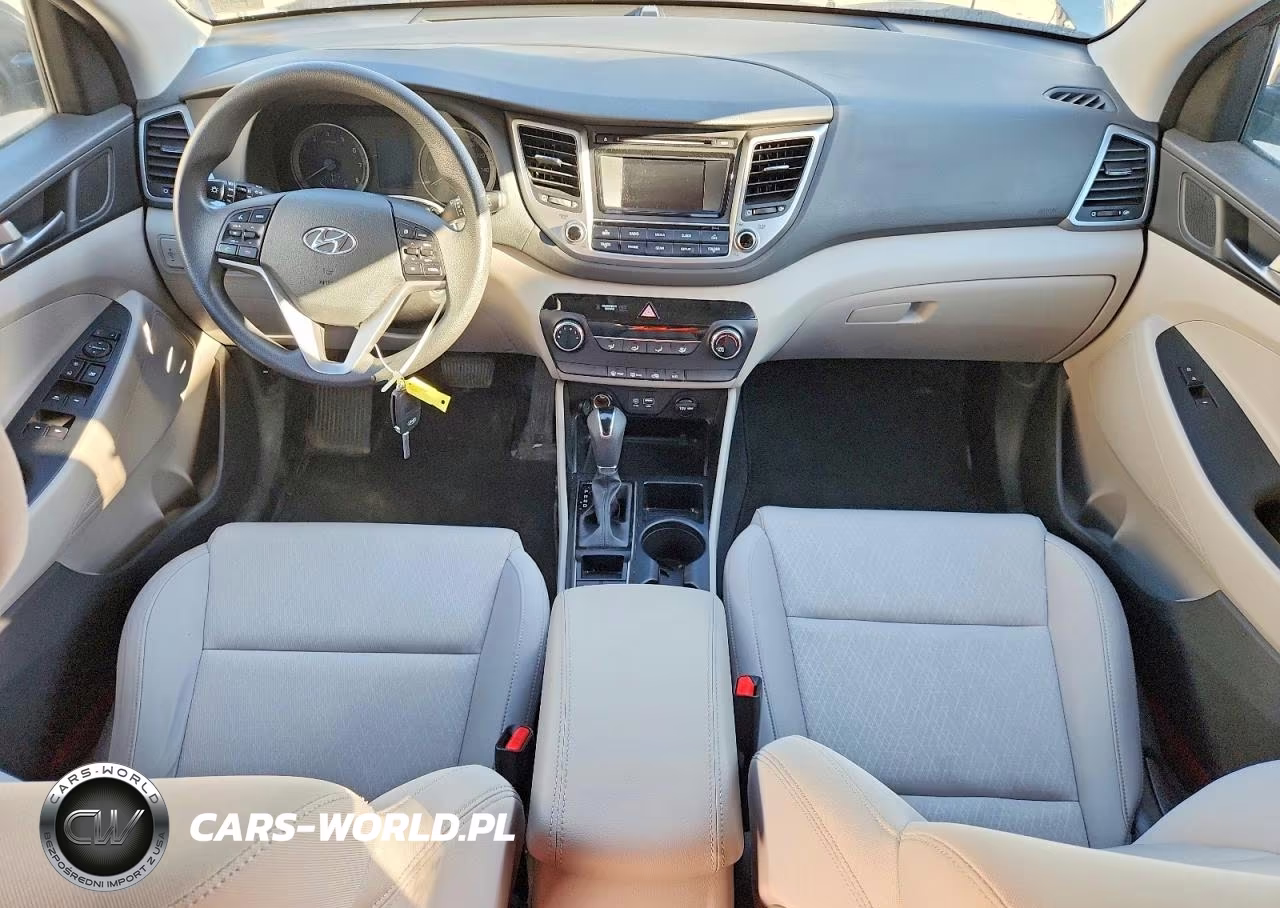 2017 Hyundai Tucson Se VIN:KM8J3CA48HU523460 - 8
