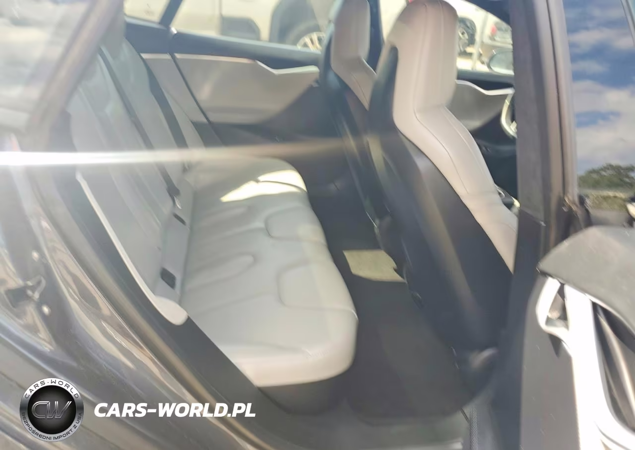 2016 Tesla Model S VIN:5YJSA1E47GF115858 - 10