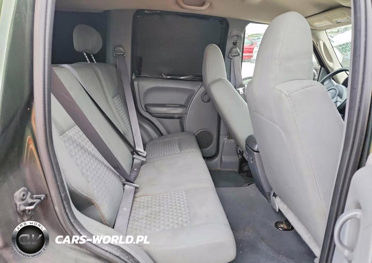 2007 Jeep Liberty Sport VIN:1J4GL48K47W539709 - 11