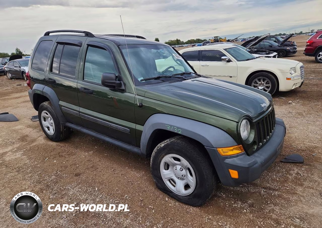 2007 Jeep Liberty Sport VIN:1J4GL48K47W539709 - 4