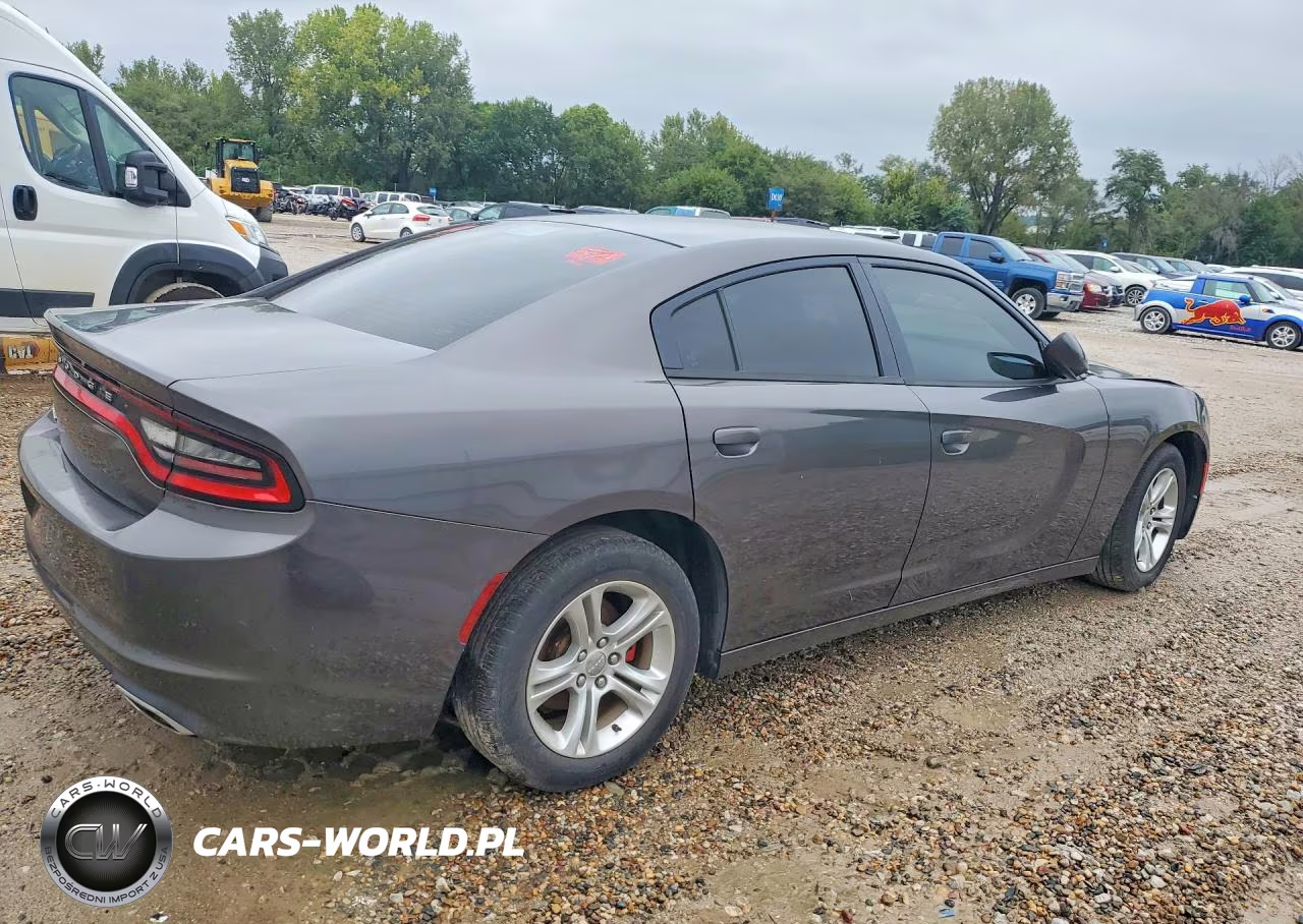 2017 Dodge Charger Se VIN:2C3CDXBG6HH584016 - 3