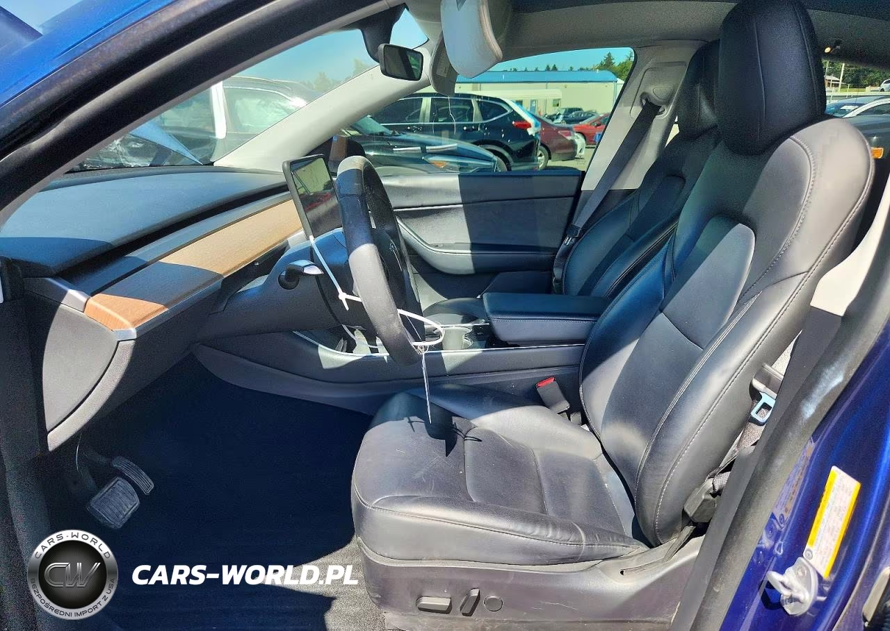 2020 Tesla Model Y VIN:5YJYGDEEXLF043132 - 7
