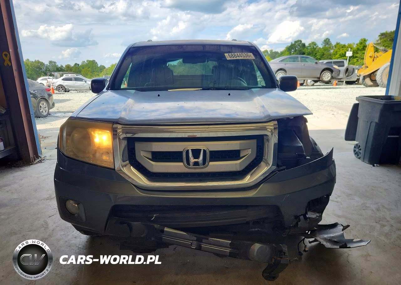 2010 Honda Pilot Touring VIN:5FNYF3H90AB023044 - 5