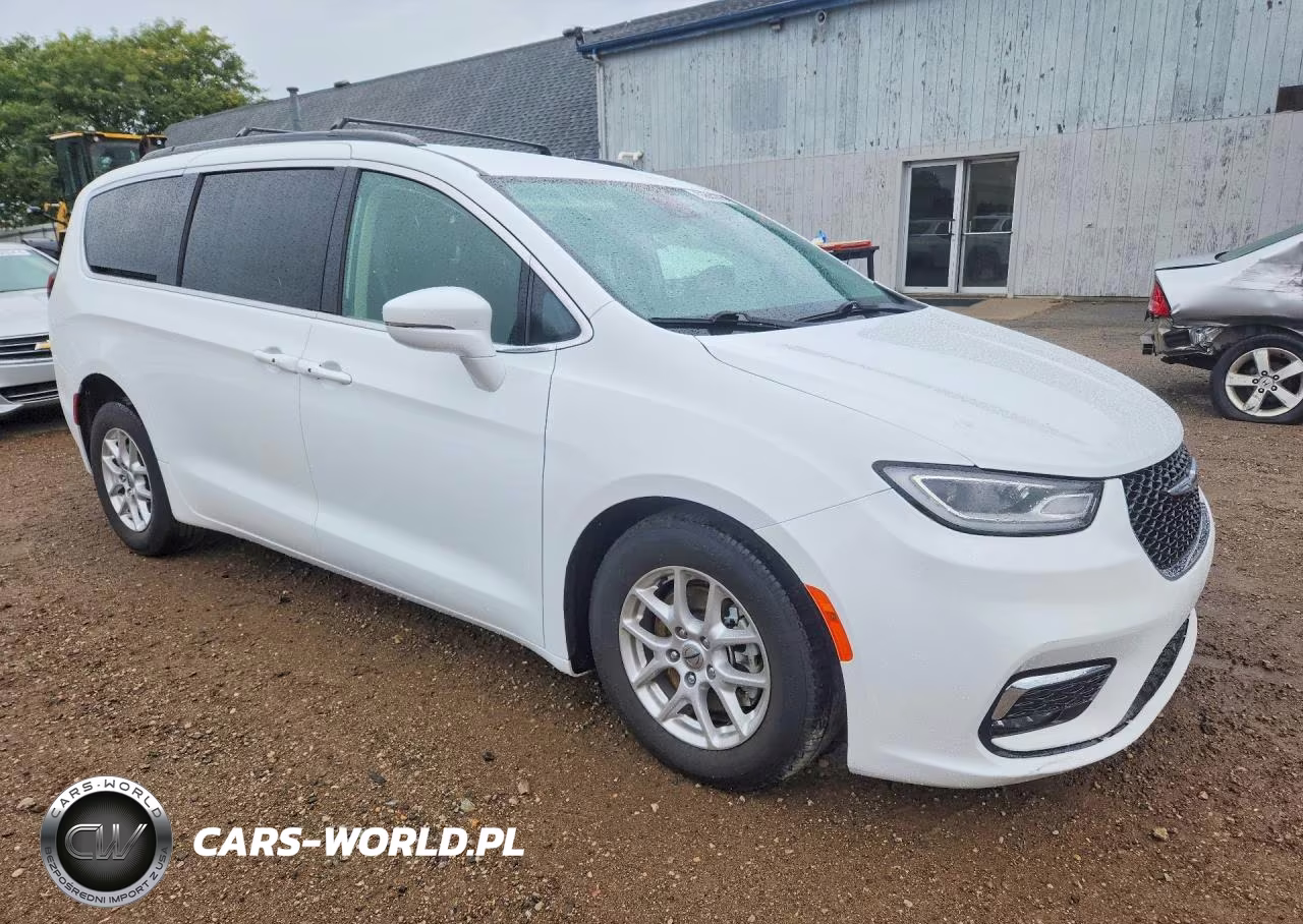 2022 Chrysler Pacifica Touring L VIN:2C4RC1BG6NR141571 - 4