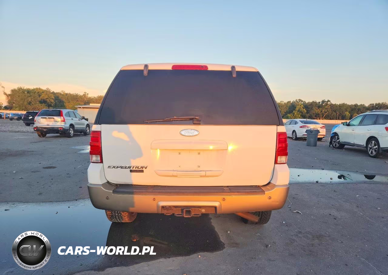 2003 Ford Expedition Eddie Bauer VIN:1FMPU17L63LB82469 - 6