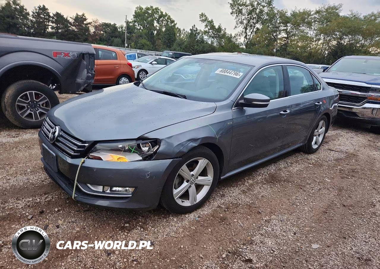 2015 Volkswagen Passat S VIN:1VWAT7A36FC103246 - 1