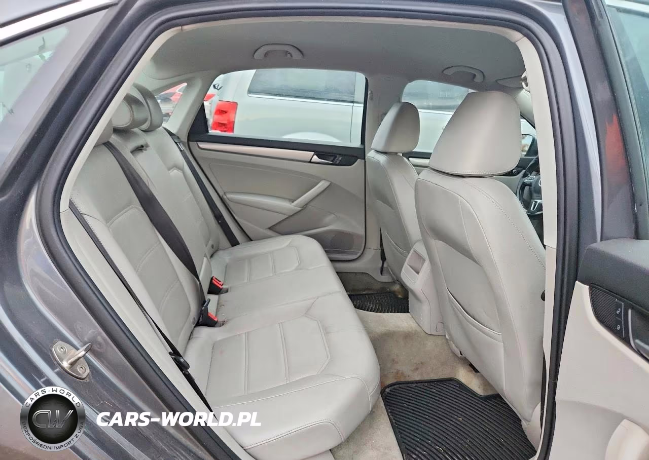 2015 Volkswagen Passat S VIN:1VWAT7A36FC103246 - 10