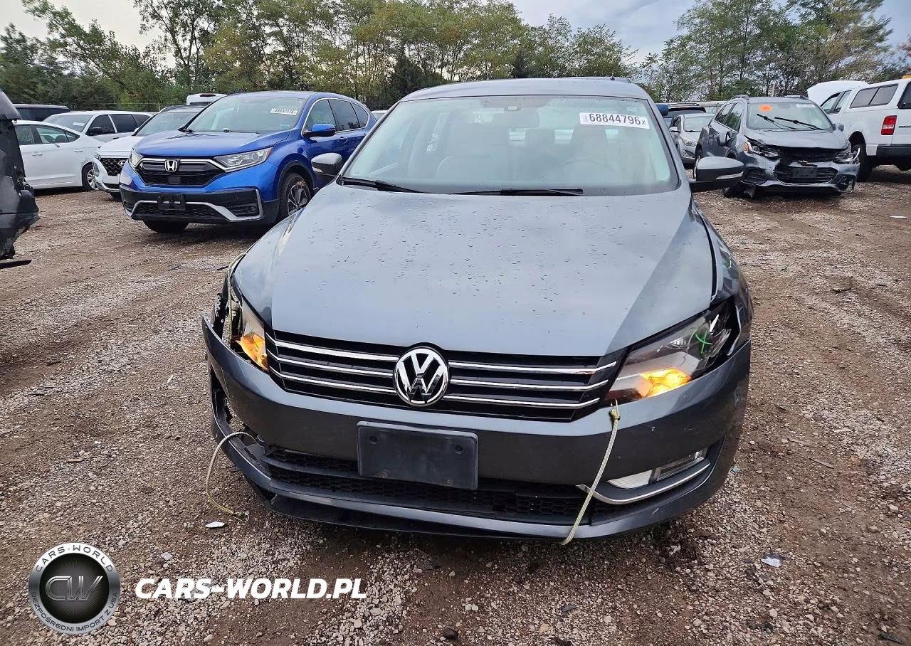 2015 Volkswagen Passat S VIN:1VWAT7A36FC103246 - 5
