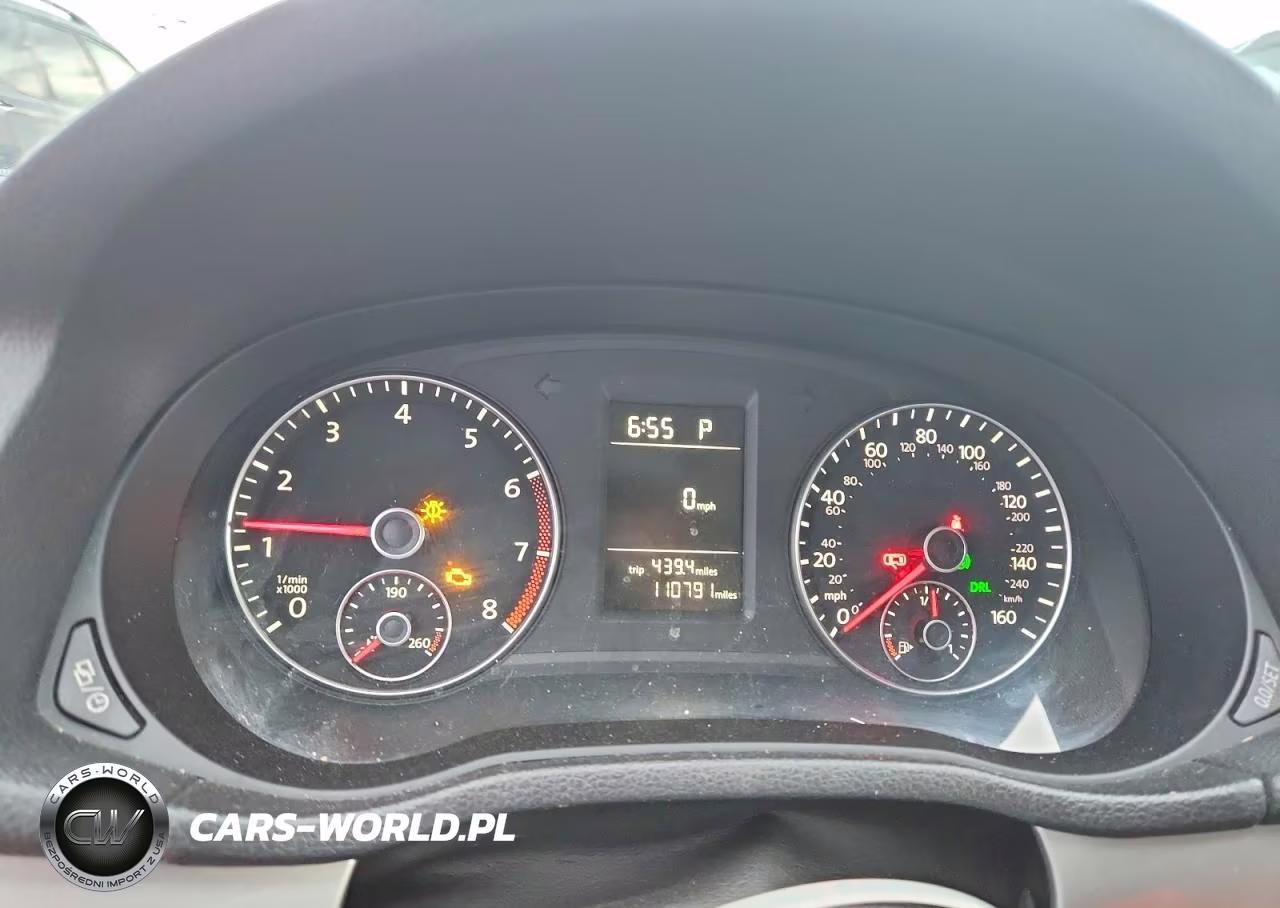2015 Volkswagen Passat S VIN:1VWAT7A36FC103246 - 9