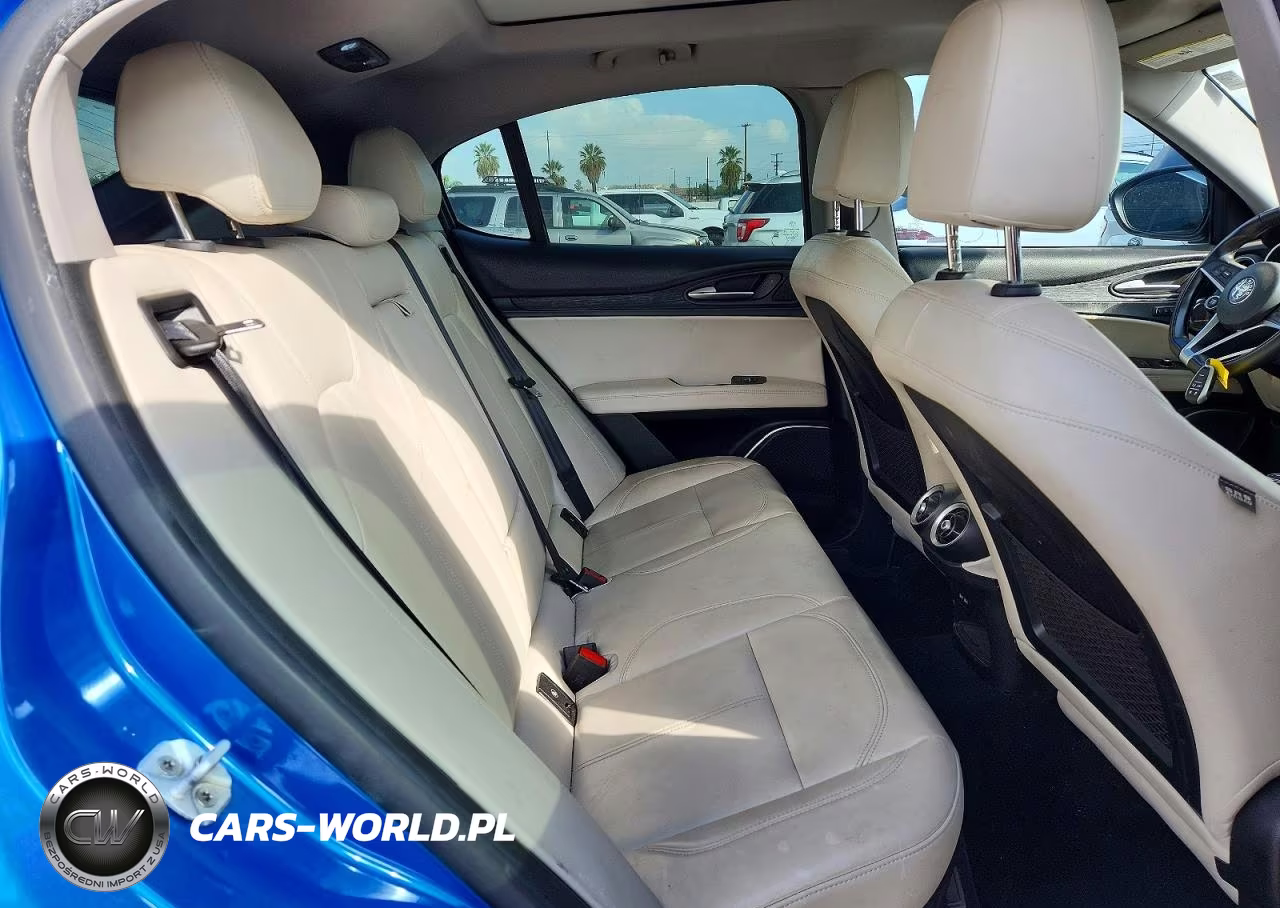2019 Alfa Romeo Stelvio VIN:ZASPAJAN0K7C58032 - 11