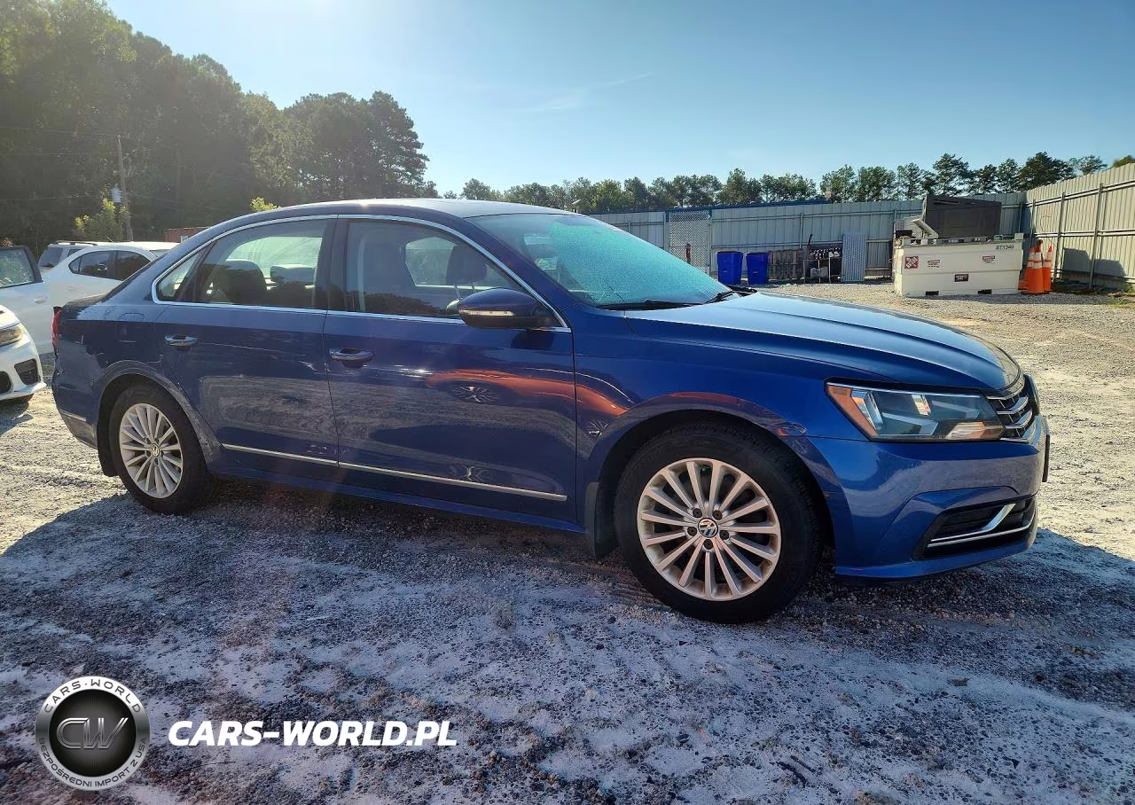 2016 Volkswagen Passat Se VIN:1VWBT7A32GC016952 - 4