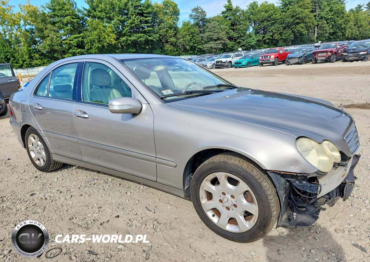 2005 Mercedes-Benz C 240 4Matic VIN:WDBRF81J75F671857 - 4