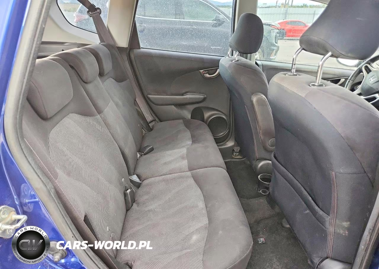 2010 Honda Fit Sport VIN:JHMGE8H46AC004767 - 10