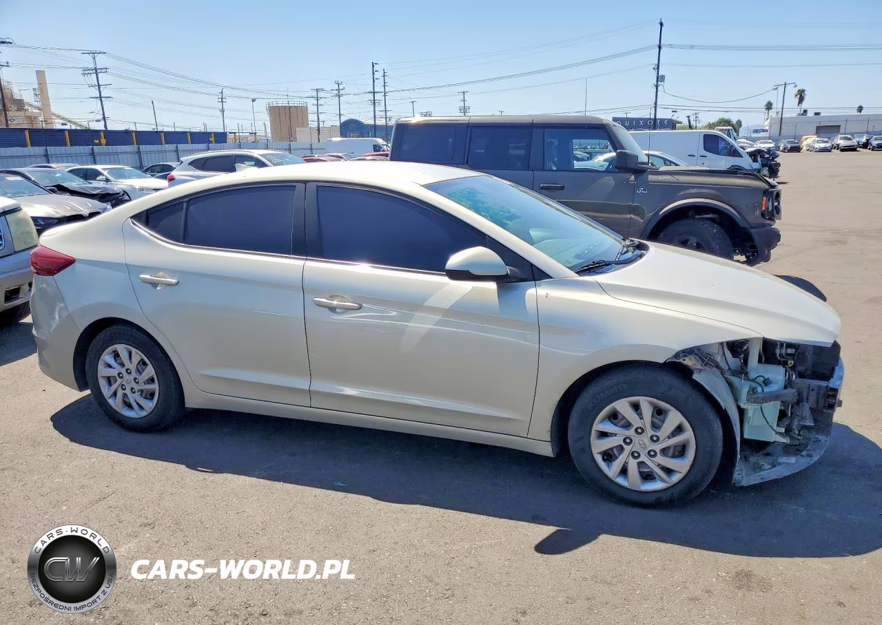 2017 Hyundai Elantra Se VIN:KMHD74LF3HU377698 - 4