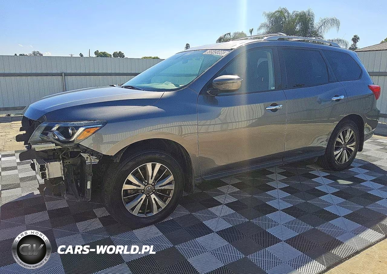 2019 Nissan Pathfinder S VIN:5N1DR2MN2KC647618 - 1