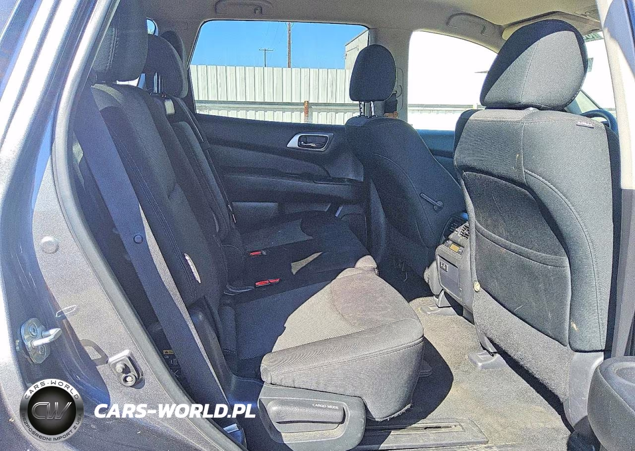 2019 Nissan Pathfinder S VIN:5N1DR2MN2KC647618 - 11