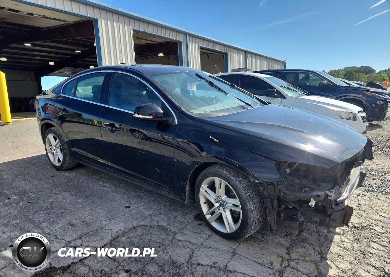 2015 Volvo S60 Premier VIN:YV126MFKXF2338388 - 4
