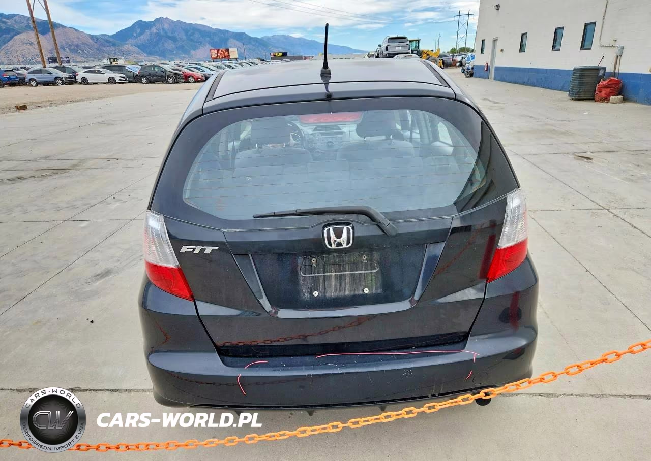 2013 Honda Fit VIN:JHMGE8G36DC063508 - 6