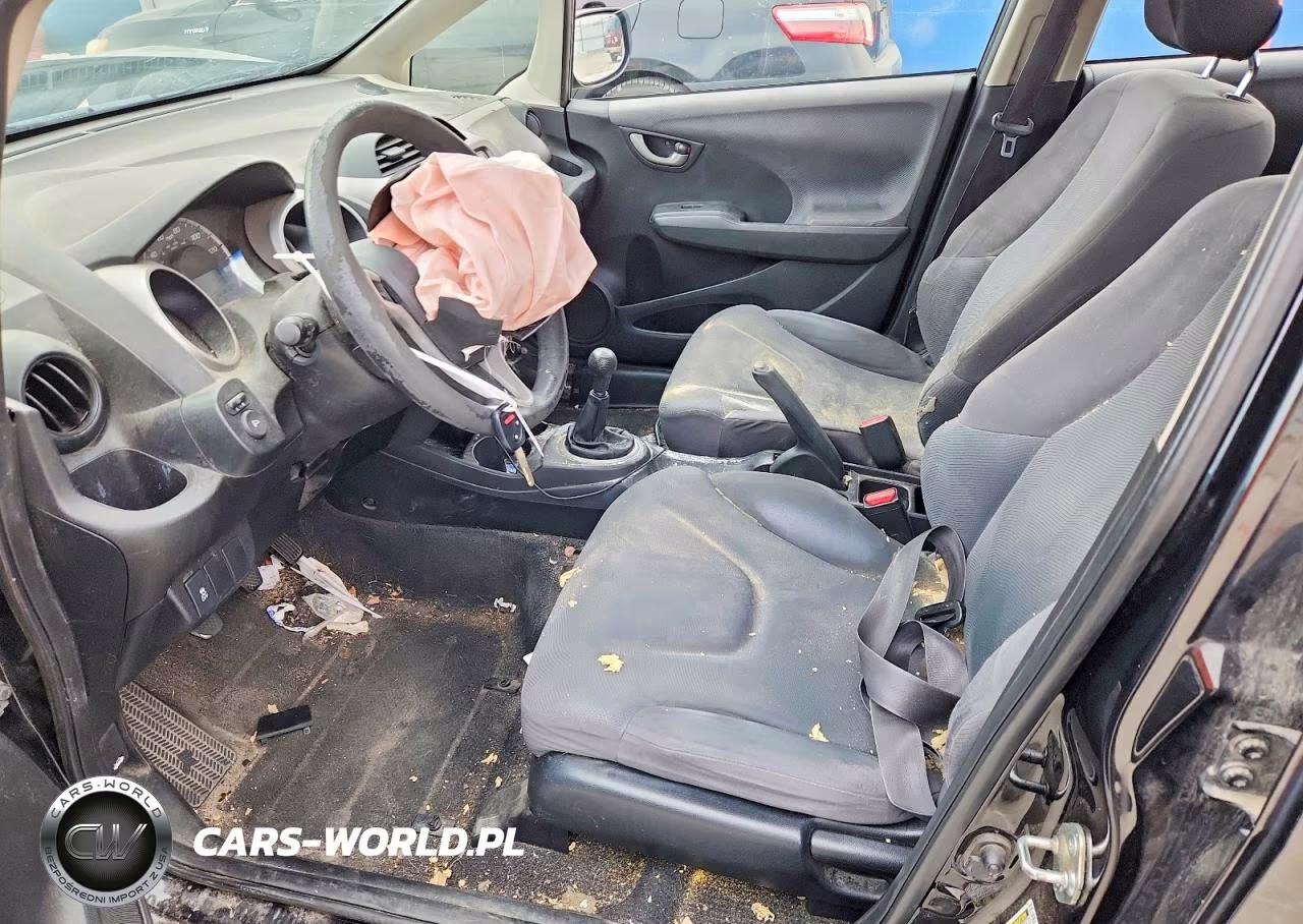 2013 Honda Fit VIN:JHMGE8G36DC063508 - 7