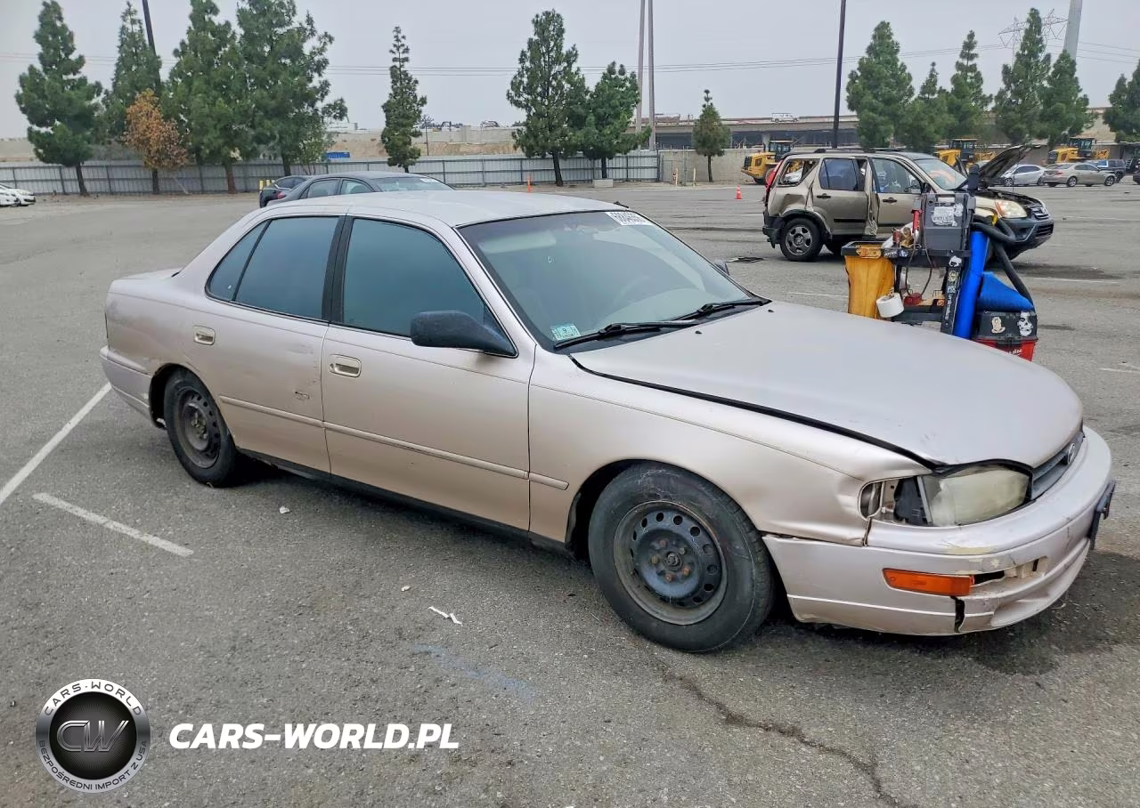 1994 Toyota Camry Dx VIN:JT2SK11E8R0230524 - 4