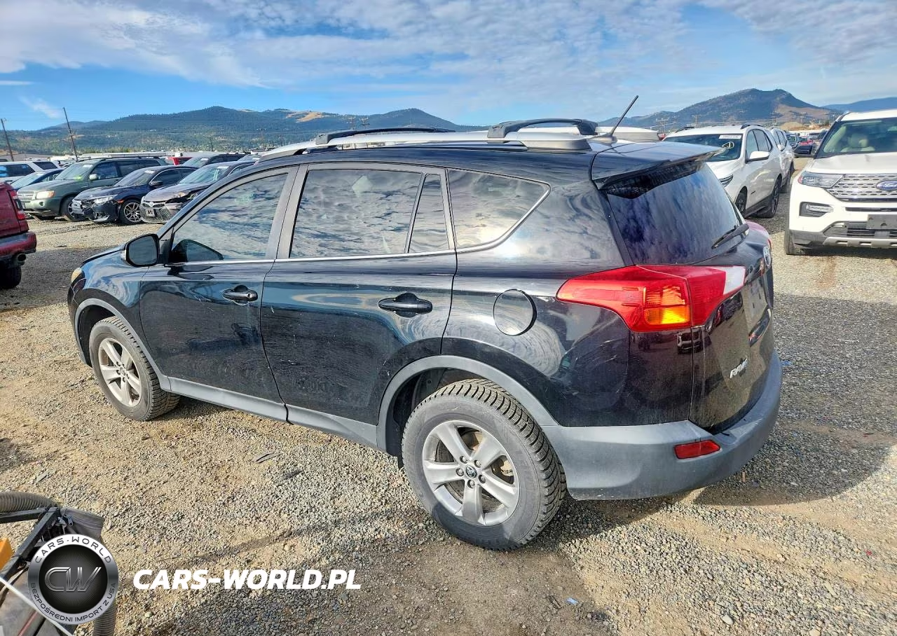 2015 Toyota Rav4 Xle VIN:2T3RFREV4FW229753 - 2