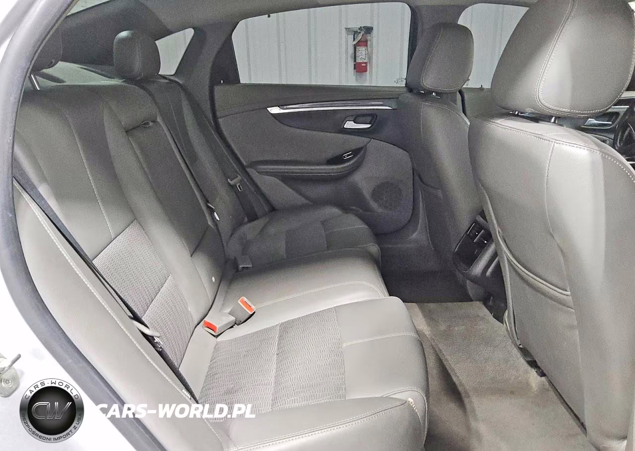 2018 Chevrolet Impala Lt VIN:1G1105SA9JU130157 - 10