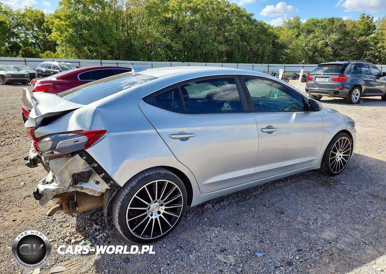 2018 Hyundai Elantra Se VIN:5NPD74LF7JH402378 - 3