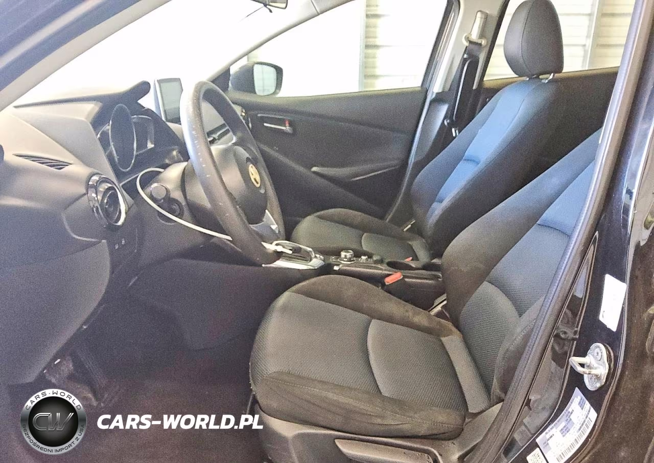 2017 Toyota Yaris Ia Base VIN:3MYDLBYV3HY155035 - 7