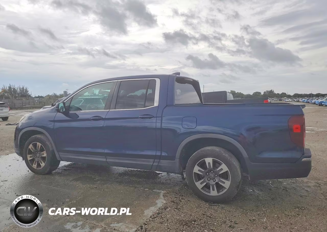 2017 Honda Ridgeline Rtl VIN:5FPYK2F66HB010685 - 2