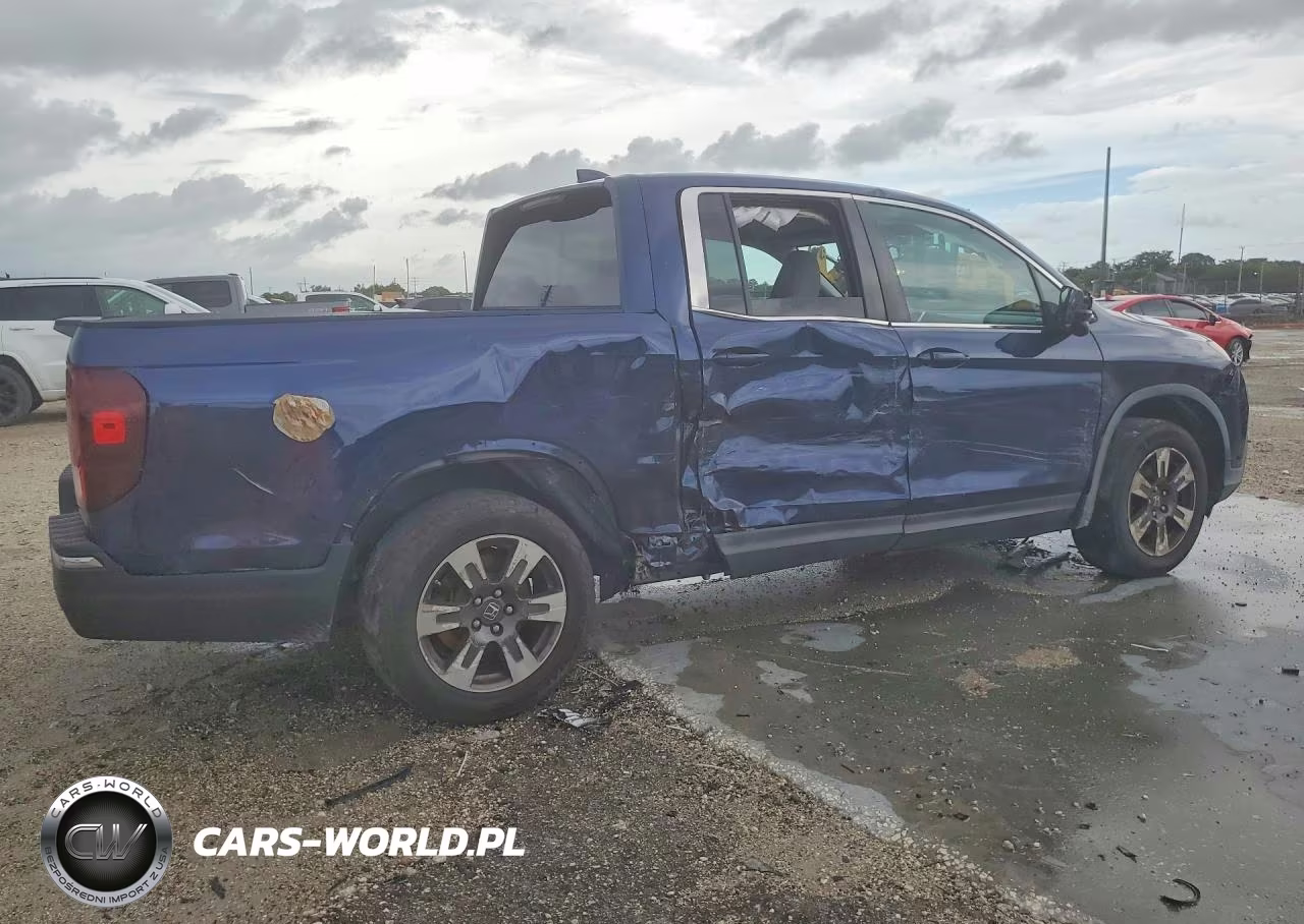 2017 Honda Ridgeline Rtl VIN:5FPYK2F66HB010685 - 3