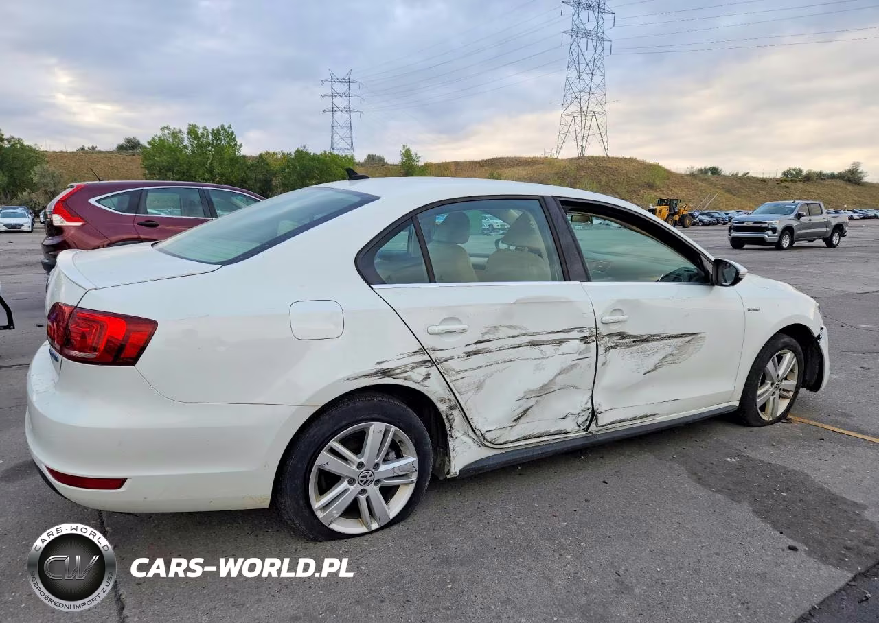 2014 Volkswagen Jetta Hybrid VIN:3VW637AJ4EM214587 - 3
