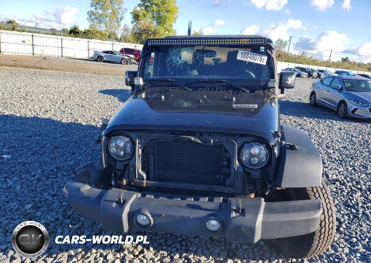 2014 Jeep Wrangler Sport VIN:1C4AJWAGXEL305690 - 5