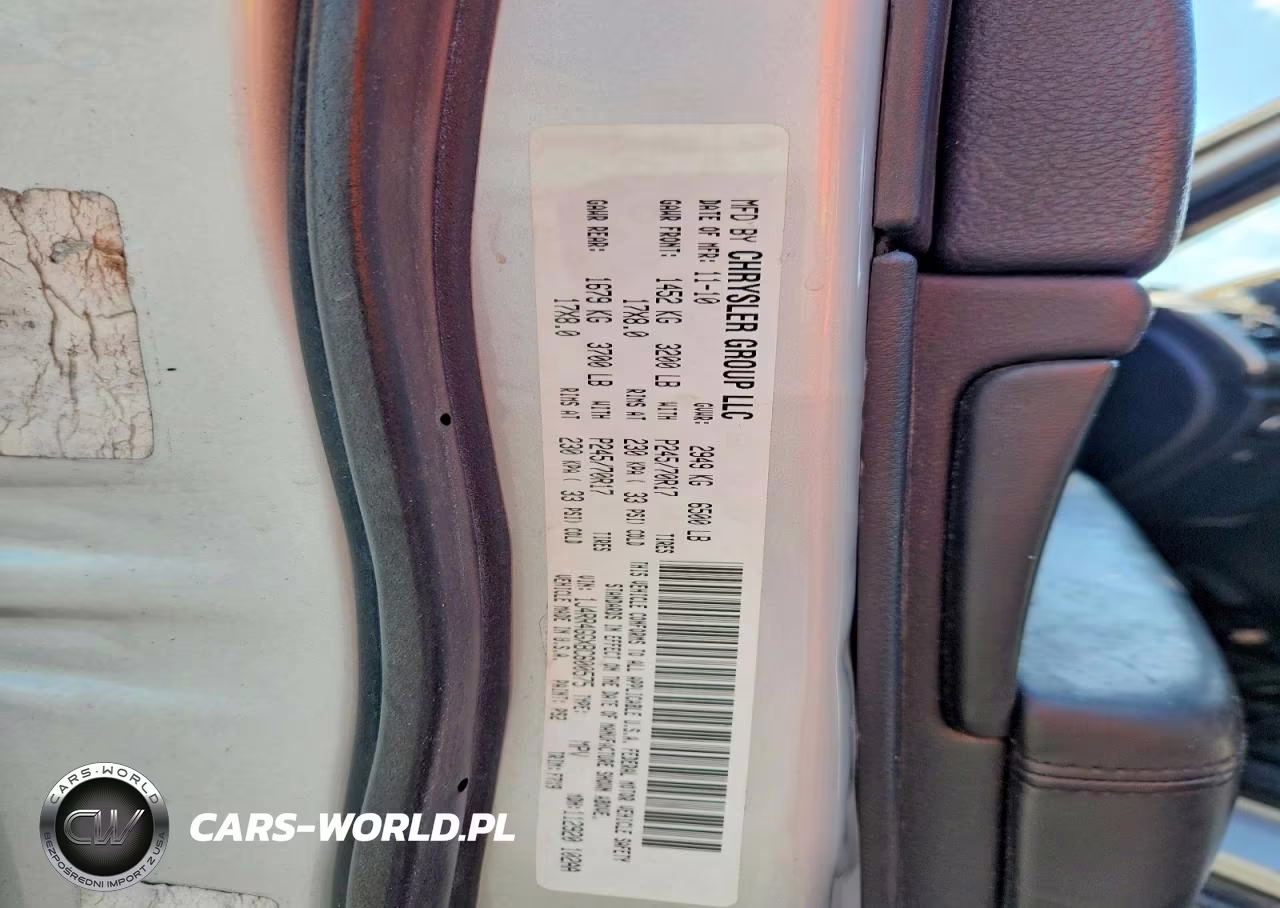 2011 Jeep Grand Cherokee Laredo VIN:1J4RR4GGXBC600575 - 12