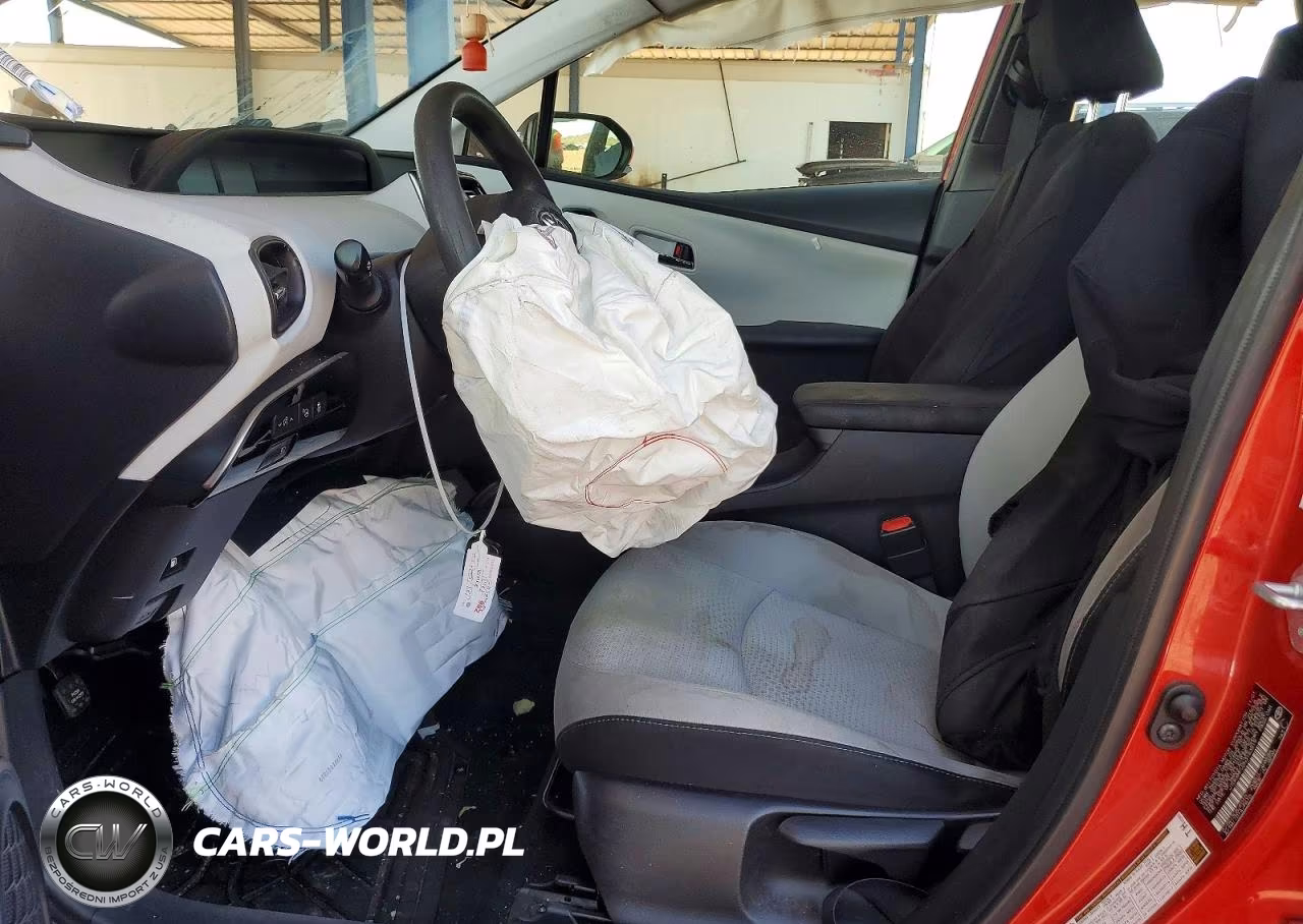 2022 Toyota Prius Le VIN:JTDKAMFU2N3163519 - 7