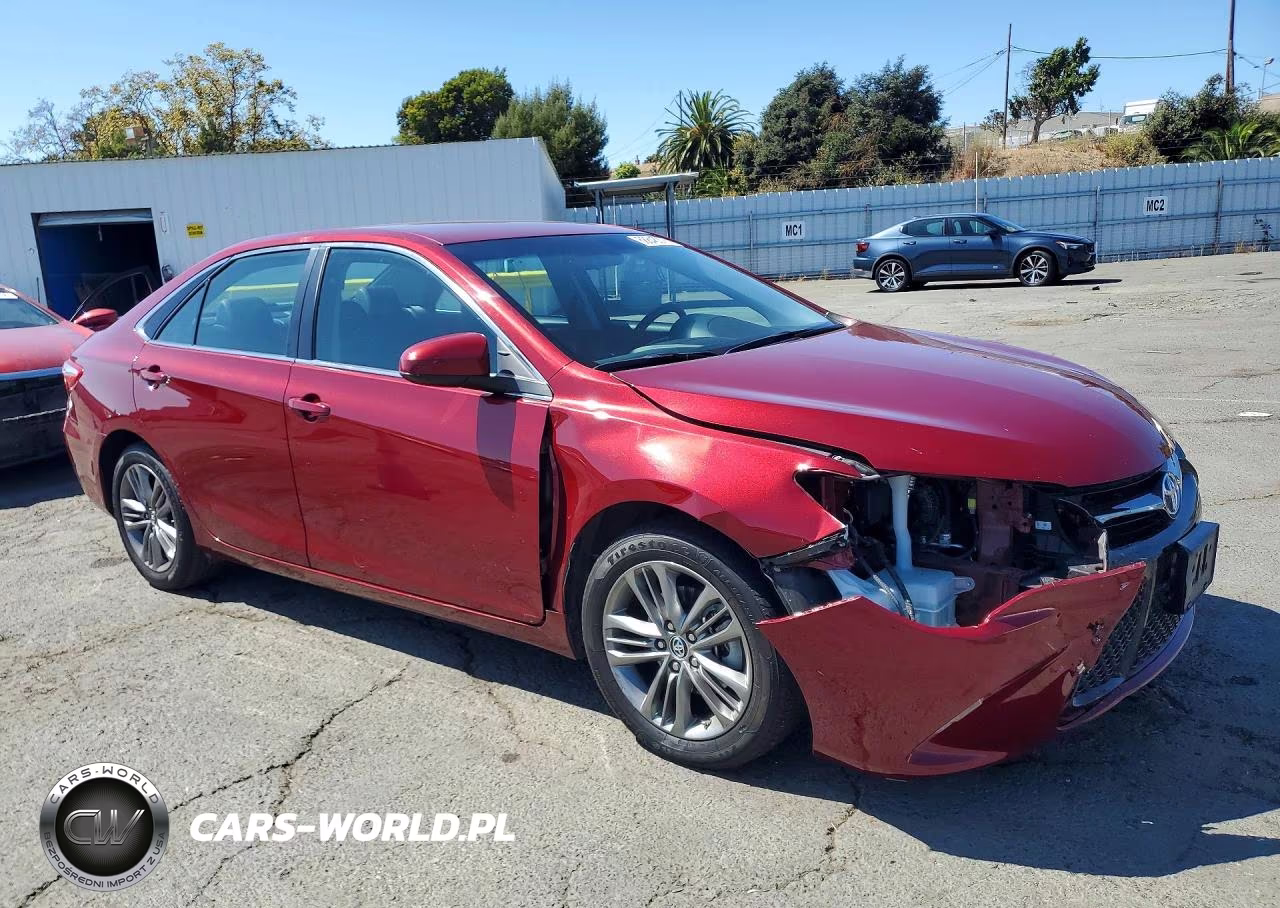 2016 Toyota Camry Se VIN:4T1BF1FK1GU557780 - 4
