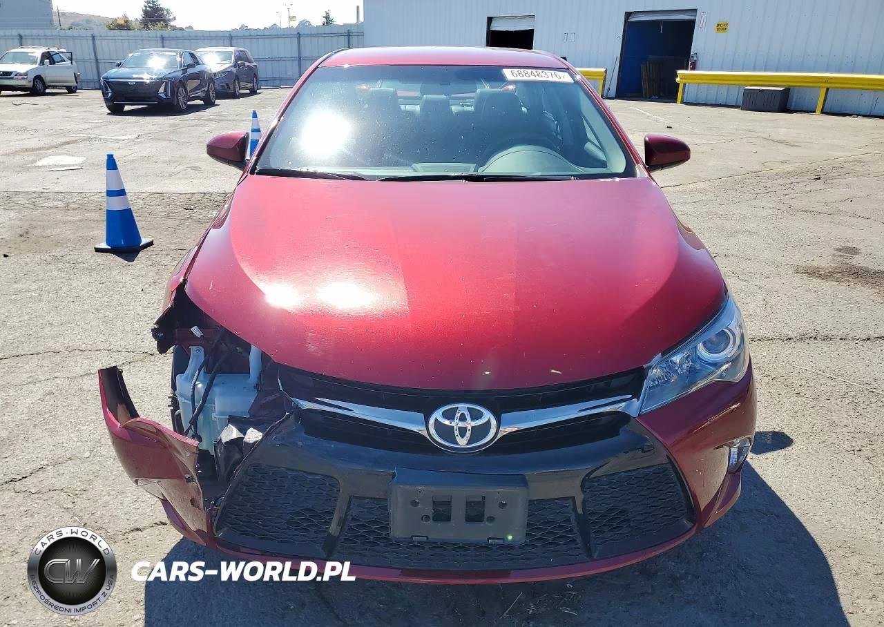 2016 Toyota Camry Se VIN:4T1BF1FK1GU557780 - 5