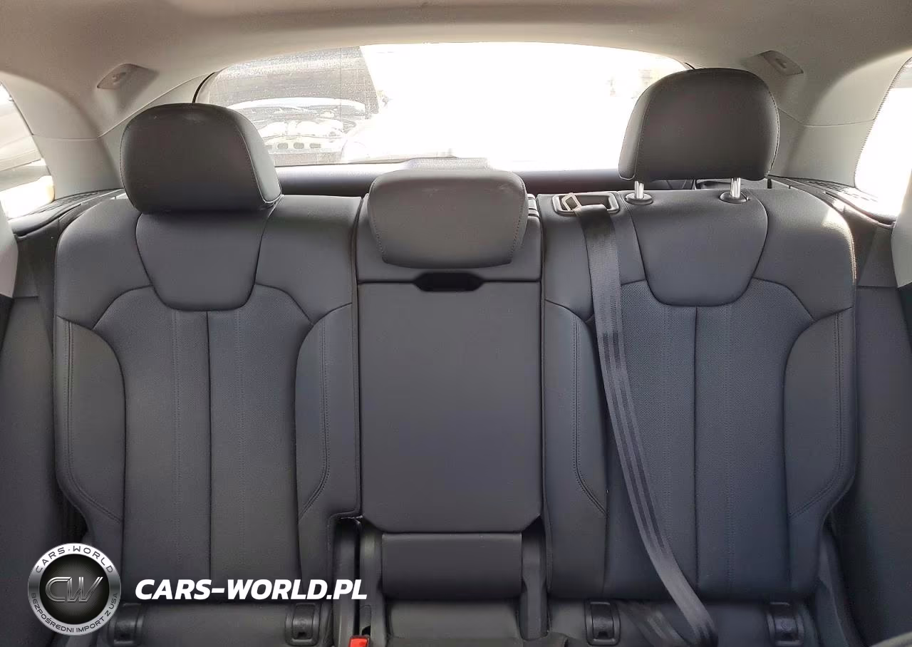 2019 Audi Q5 Premium Plus VIN:WA1BNAFYXK2120855 - 10